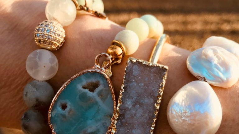 5 Winter Packing Tips-Change your look with Jewelry!