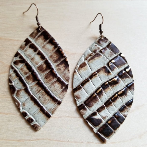 **Leather Oval Earring-Brown and Cream Gator 217zz