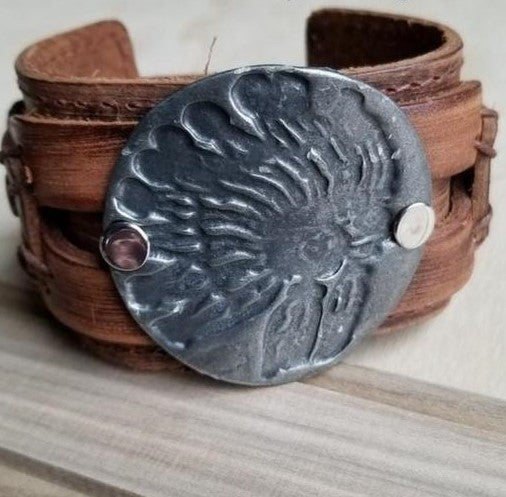 Molten Metal Leather INDIAN HEADDRESS Cuff Bracelet 069K - The Jewelry Junkie