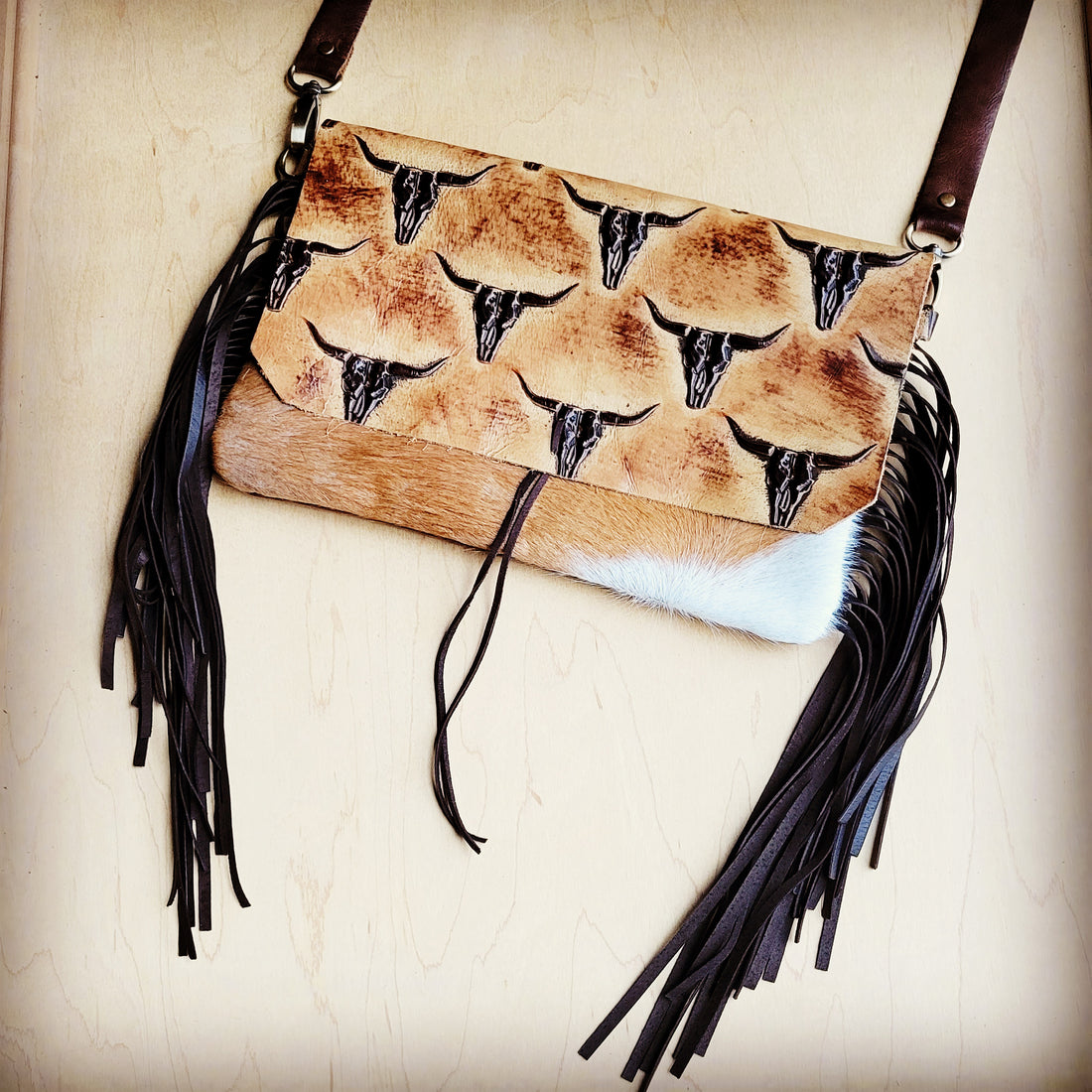 The Unforgettable Blend of Fashion: Boho Western Jewelry and Leather Handbags