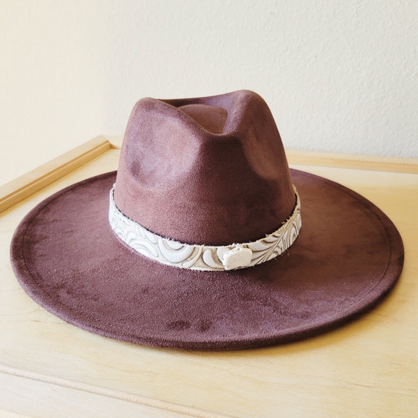 Sandy White Floral Embossed Leather Hat Band w/ Turquoise Slab 951b