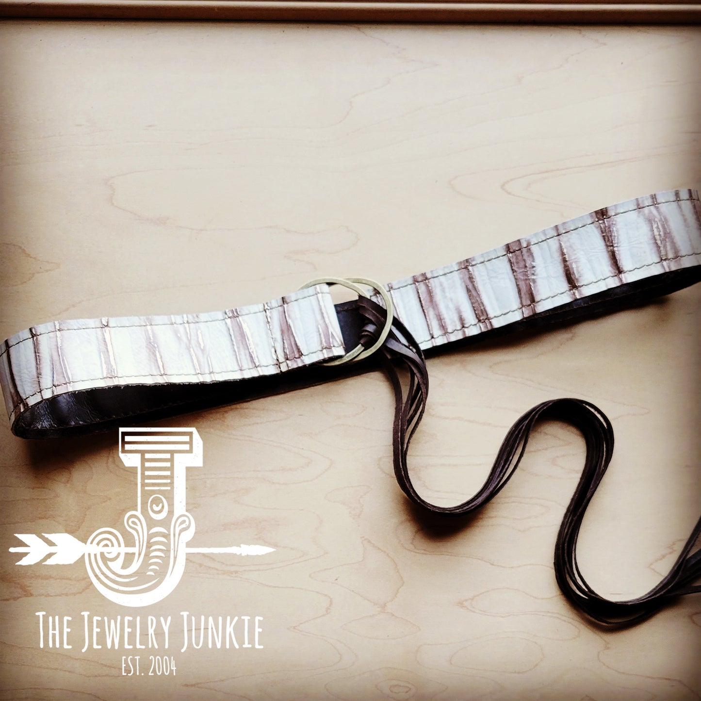 *White Chateau Leather Belt with Leather Fringe Closure 905q