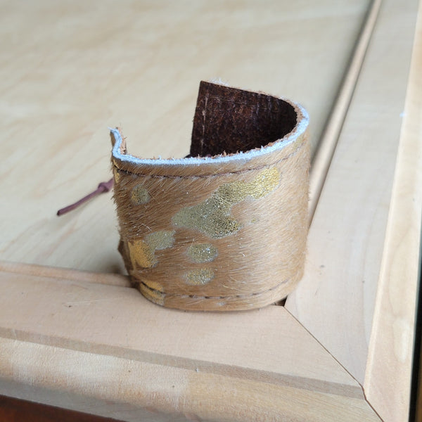 **Wide Leather Cuff w/ Adjustable Tie-Tan Metallic 001og