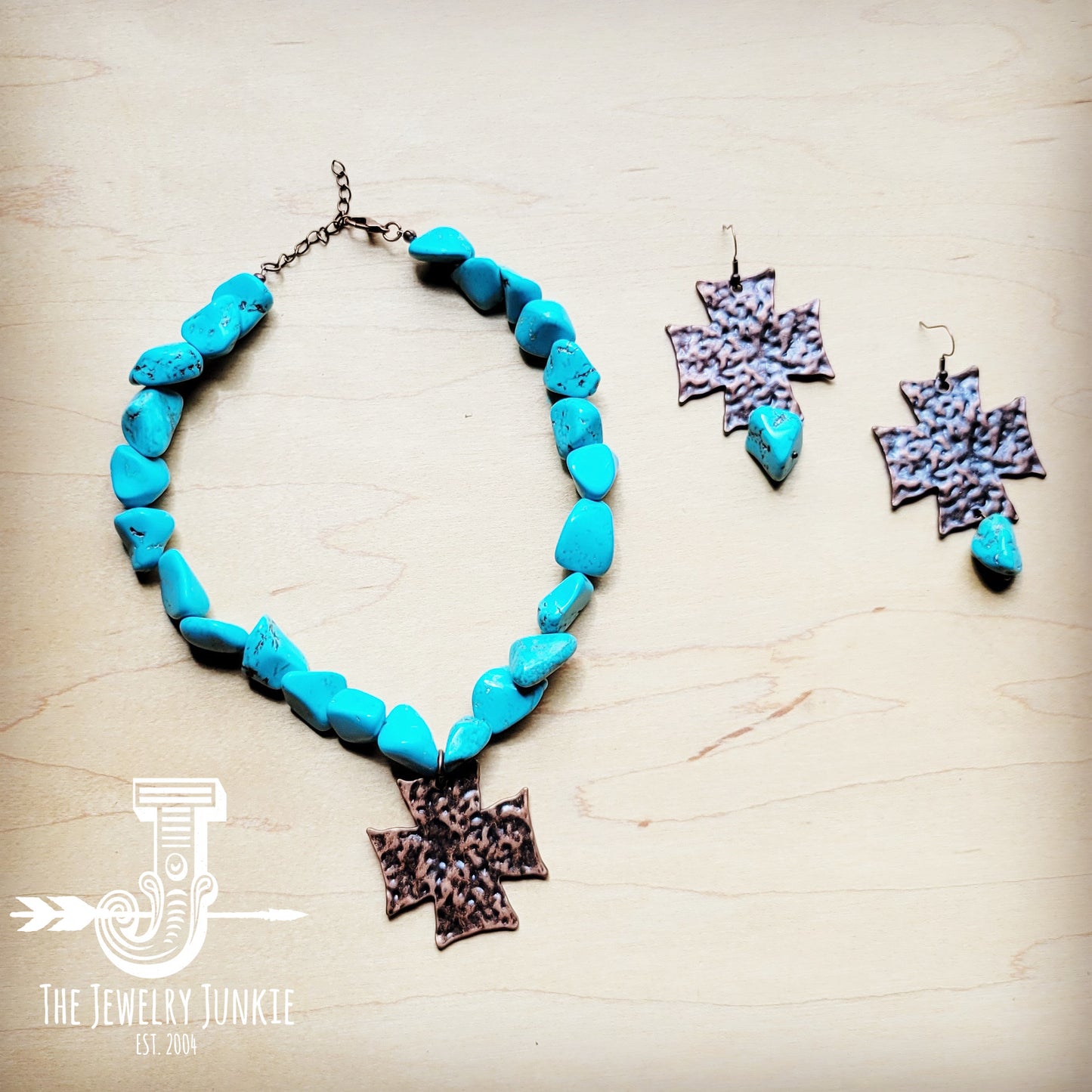 Chunky Blue Turquoise Collar Necklace w/ Cross Pendant
