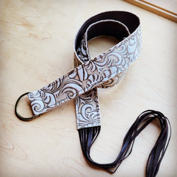 Sandy White Floral Leather Belt with Leather Fringe Closure 907k
