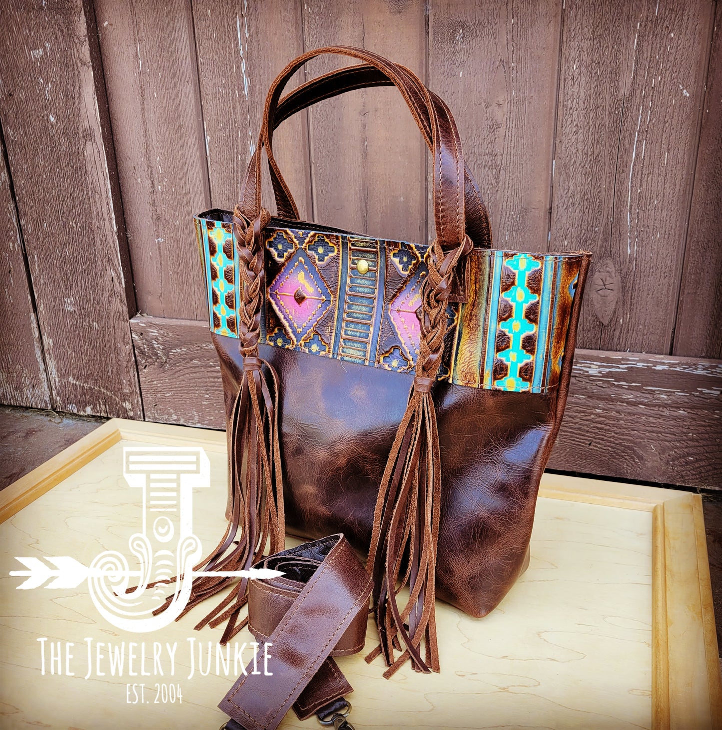 Tejas Leather Bucket Hide Handbag w/ Magenta Navajo Accent 512r
