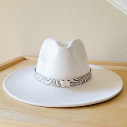 Sandy White Floral Embossed Leather Hat Band w/ Turquoise Slab 951b