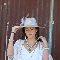 Triple Strand Pearl and Silver Bracelet 806k