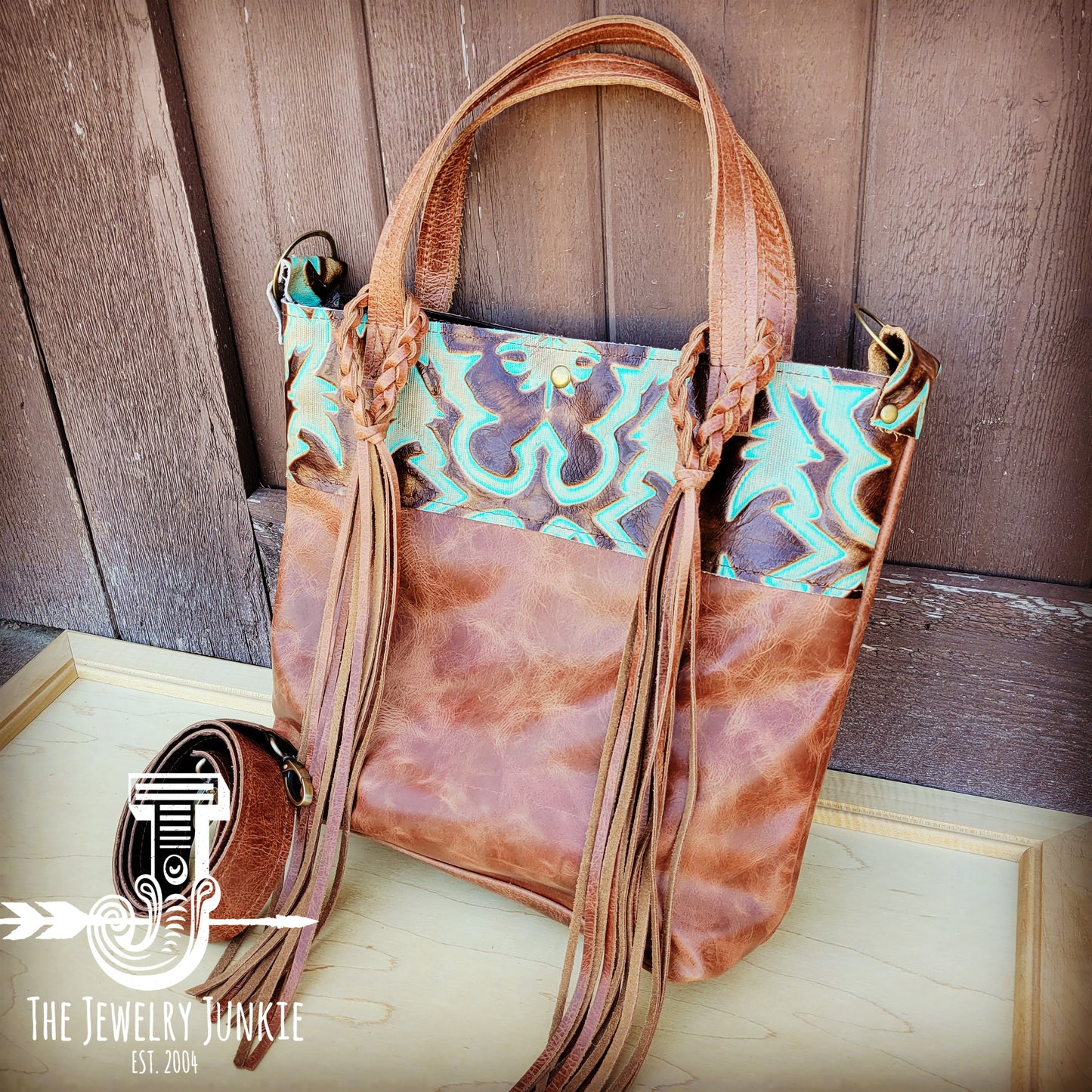 Tejas Leather Bucket Hide Handbag with Turquoise Laredo Accent 506u
