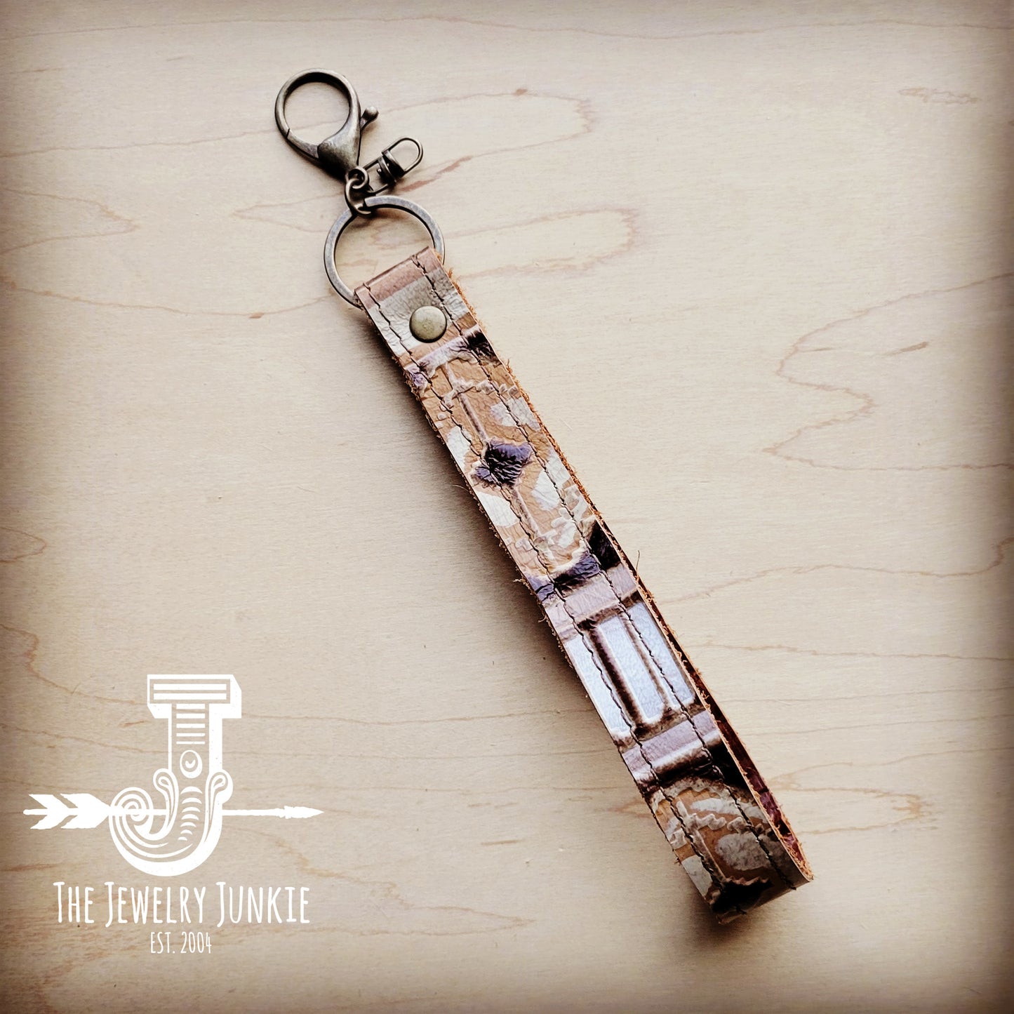 **Embossed Leather Key Chain Strap Sienna Navajo 702q