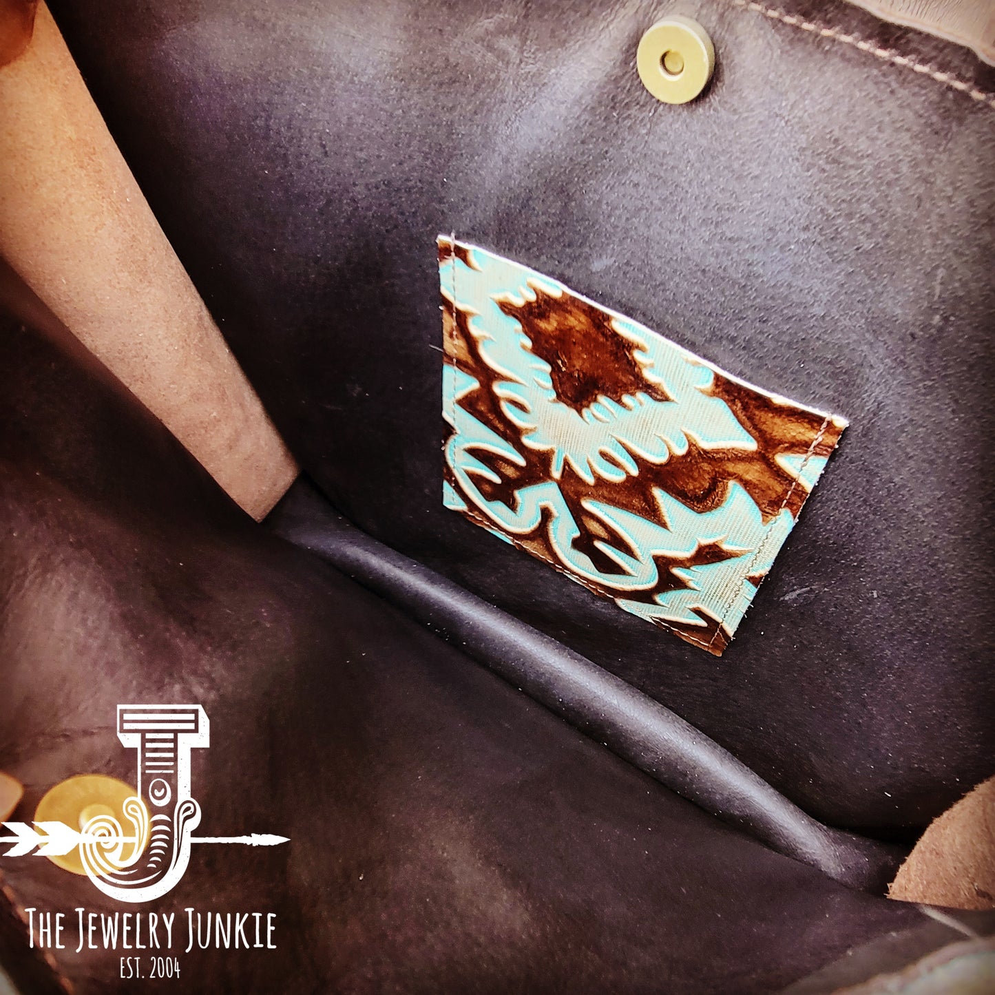 Tejas Leather Bucket Hide Handbag with Turquoise Laredo Accent 506u
