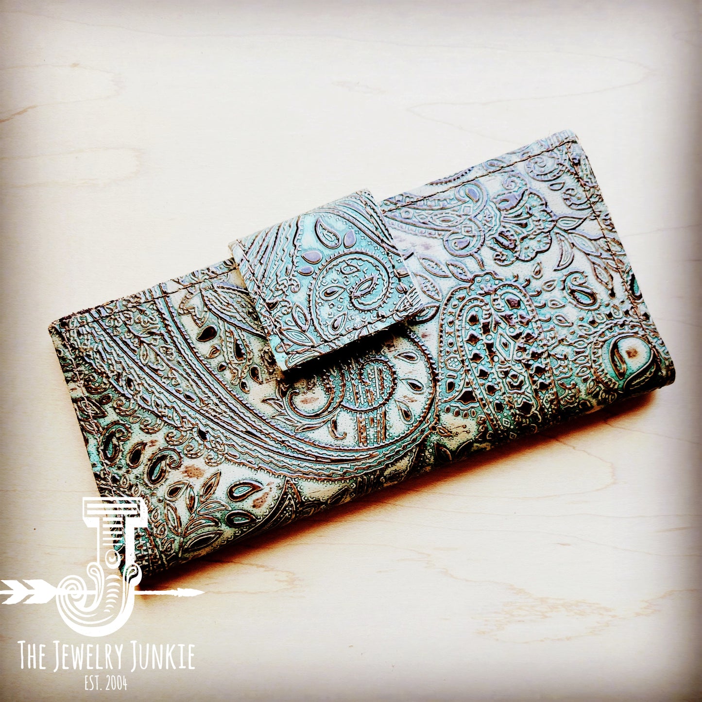 Embossed Leather Wallet in Brown Paisley w/ Snap 302n