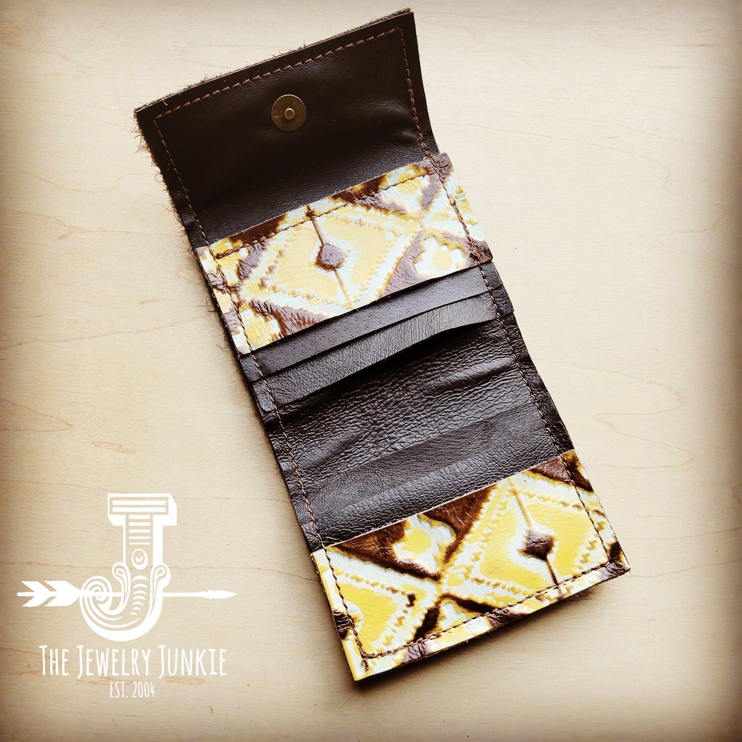 Arizona **Tri-Fold Embossed Leather Wallet-Yellow Navajo 303L