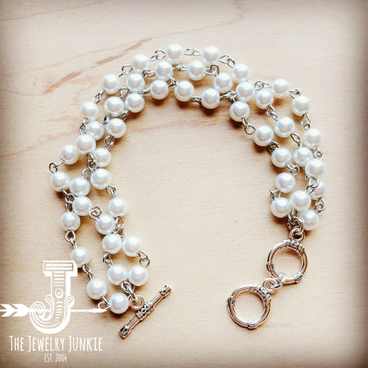 Triple Strand Pearl and Silver Bracelet 806k