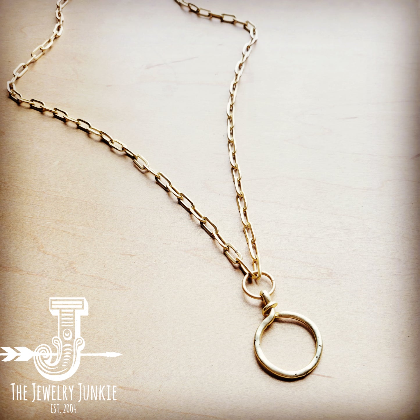 Matte Gold Necklace w/ Matte Gold Circle Pendant 254n