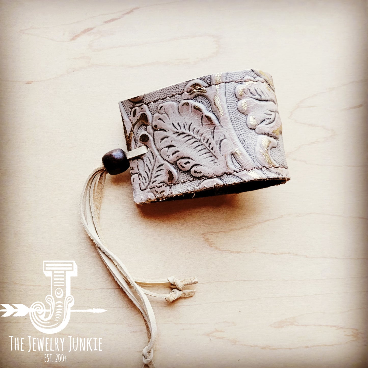 Wide Leather Cuff w/ Adjustable Ties in Gilded Cowboy 004h