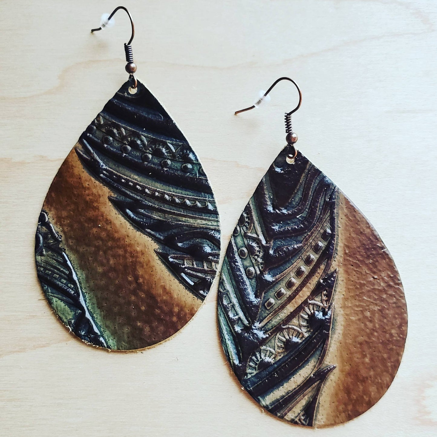 *Leather Teardrop Earrings in Embossed Tan/Turquoise Feathers 224i