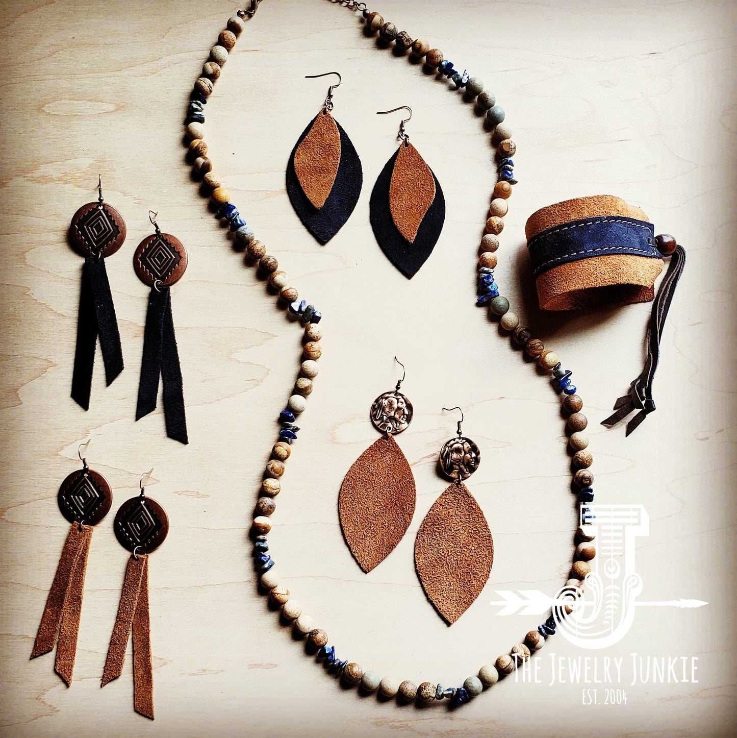 Leather Rectangle Earrings w/ Tan Suede 200m