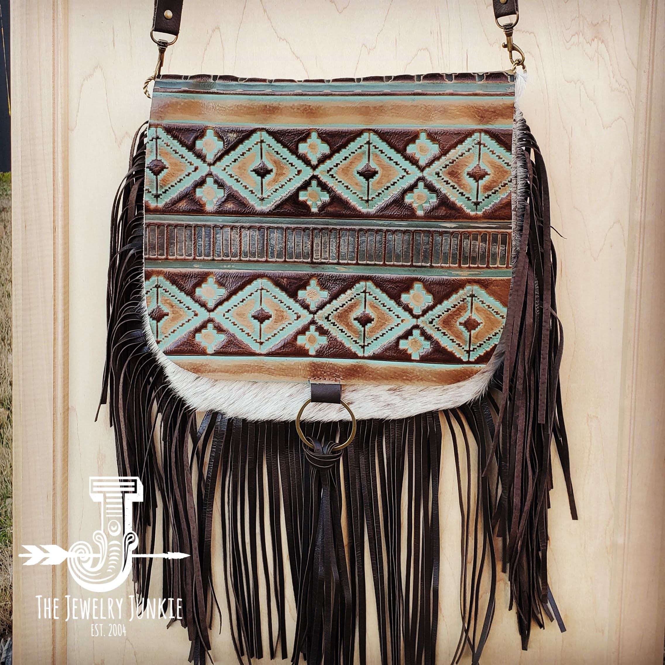 This Indian boho bag comes with intricate bead work, coin work and is the  perfect bag for a bohosoul. Shop now at our website.😍