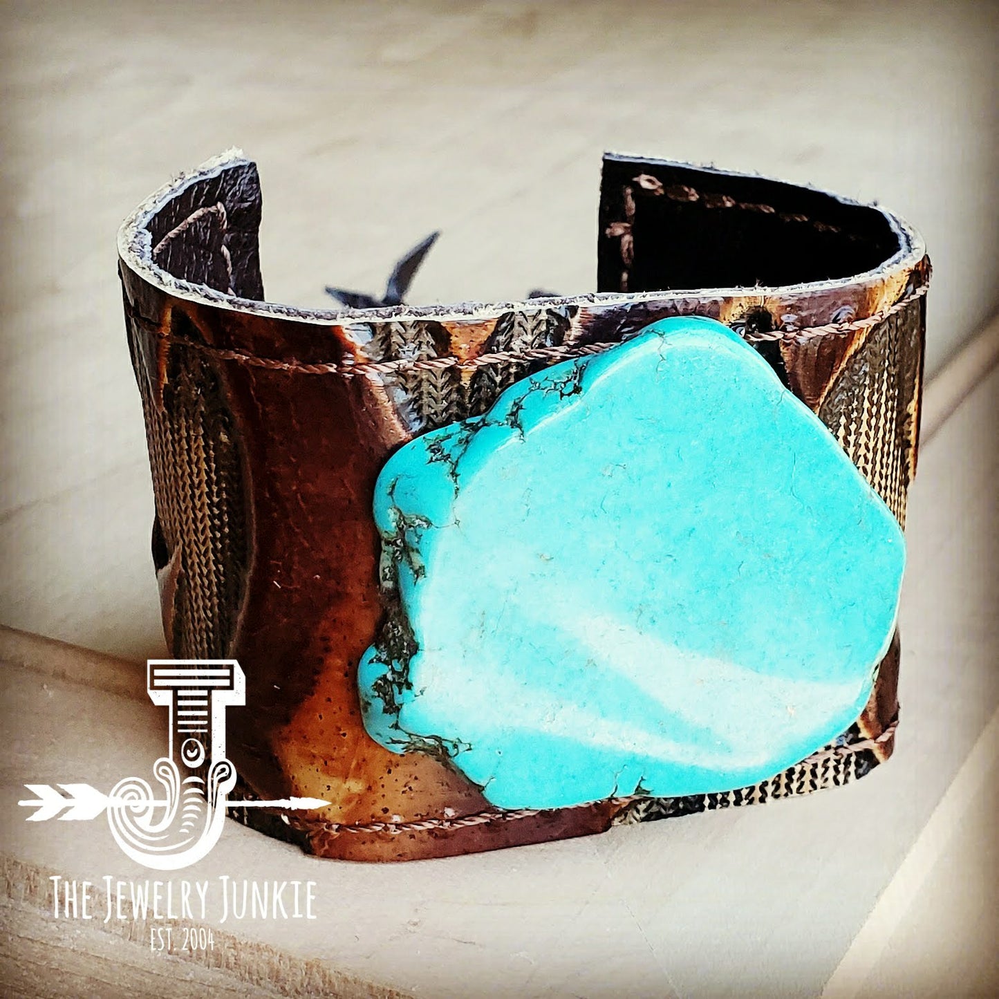 Leather Cuff w/ Tie-Embossed Laredo w/ Turquoise Slab 011z