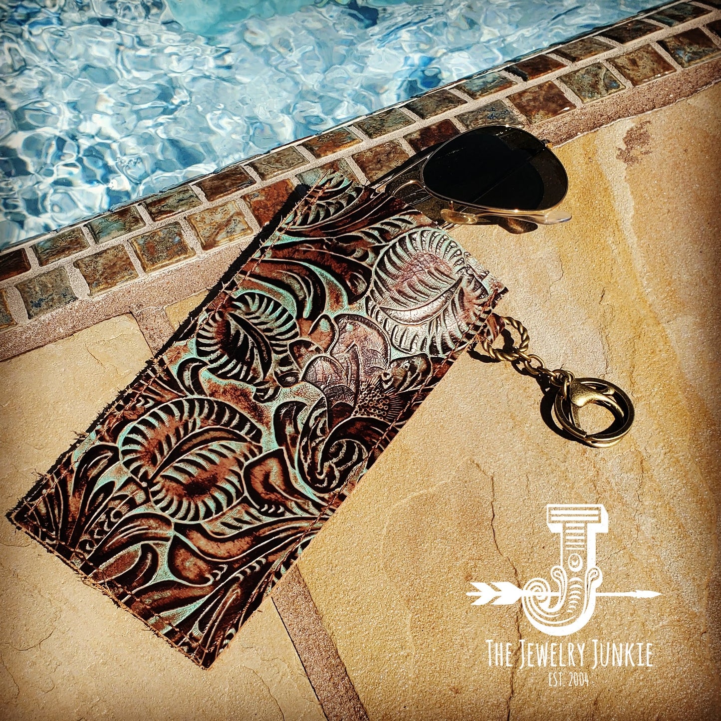 *Embossed Leather Sunglasses Case w/ Keychain-Laredo 100g