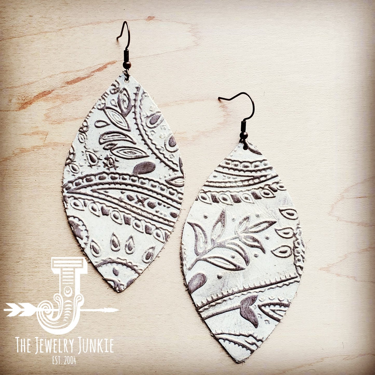 Leather Oval Earring-Oyster Paisley