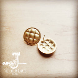 **Matte Gold Woven Pattern Earrings 204m