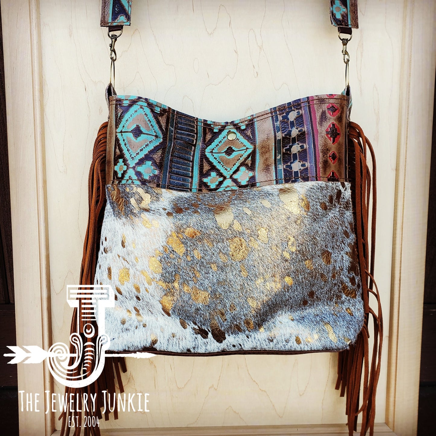 Tejas Leather Bucket Metallic Handbag with Santa Fe Accent 505f