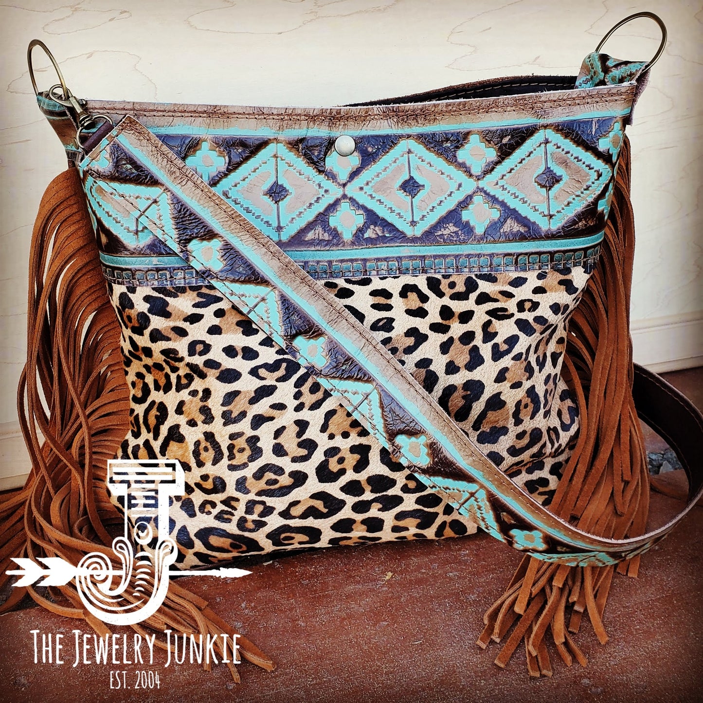Tejas Leather Bucket Leopard Handbag with Santa Fe Accent 505g