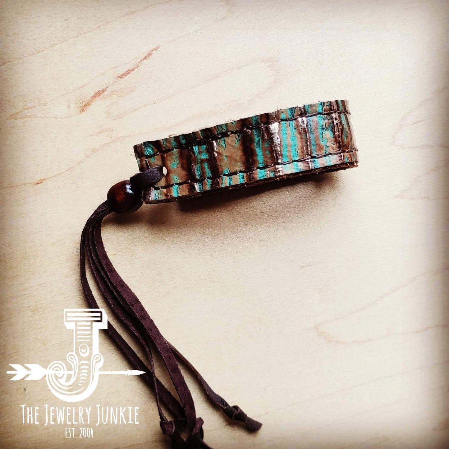 **Narrow Leather Cuff in Turquoise Chateau 002p