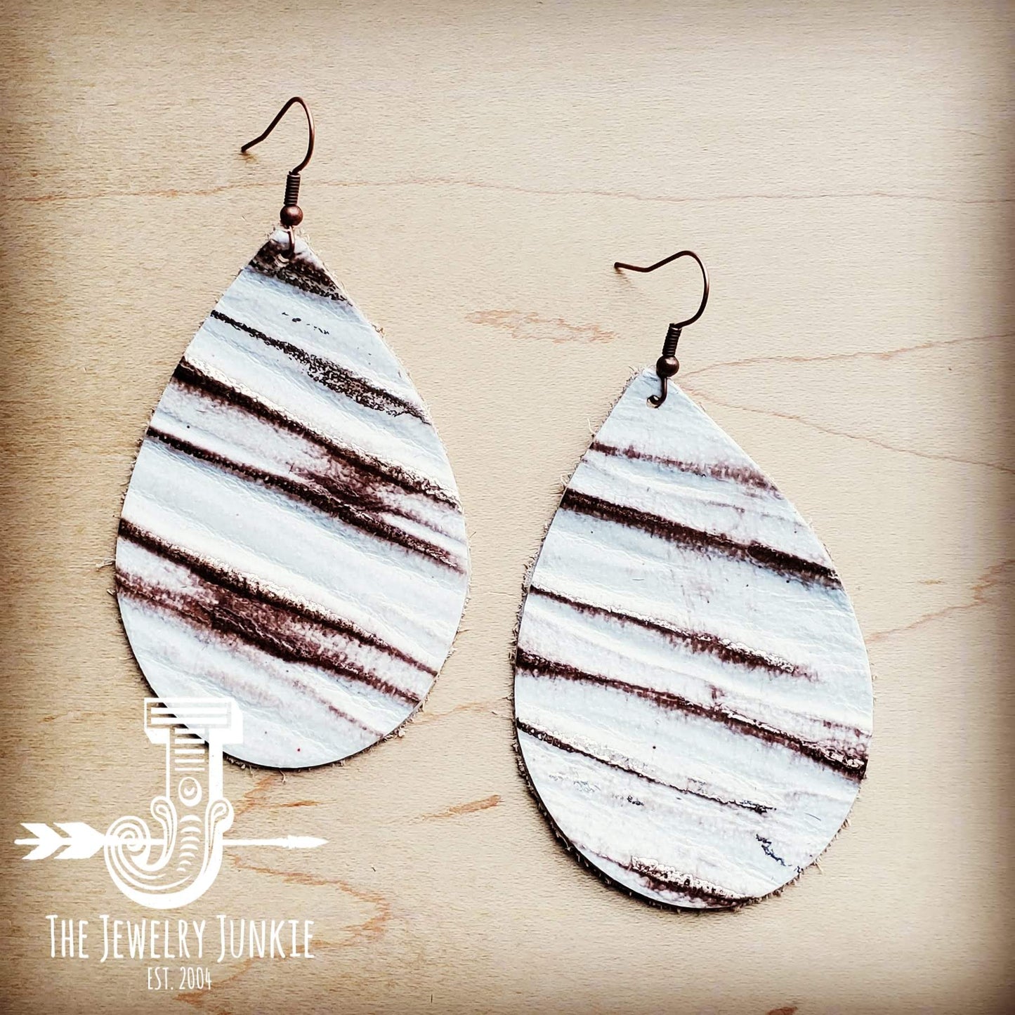 *Leather Teardrop Earring-White Chateau 204s