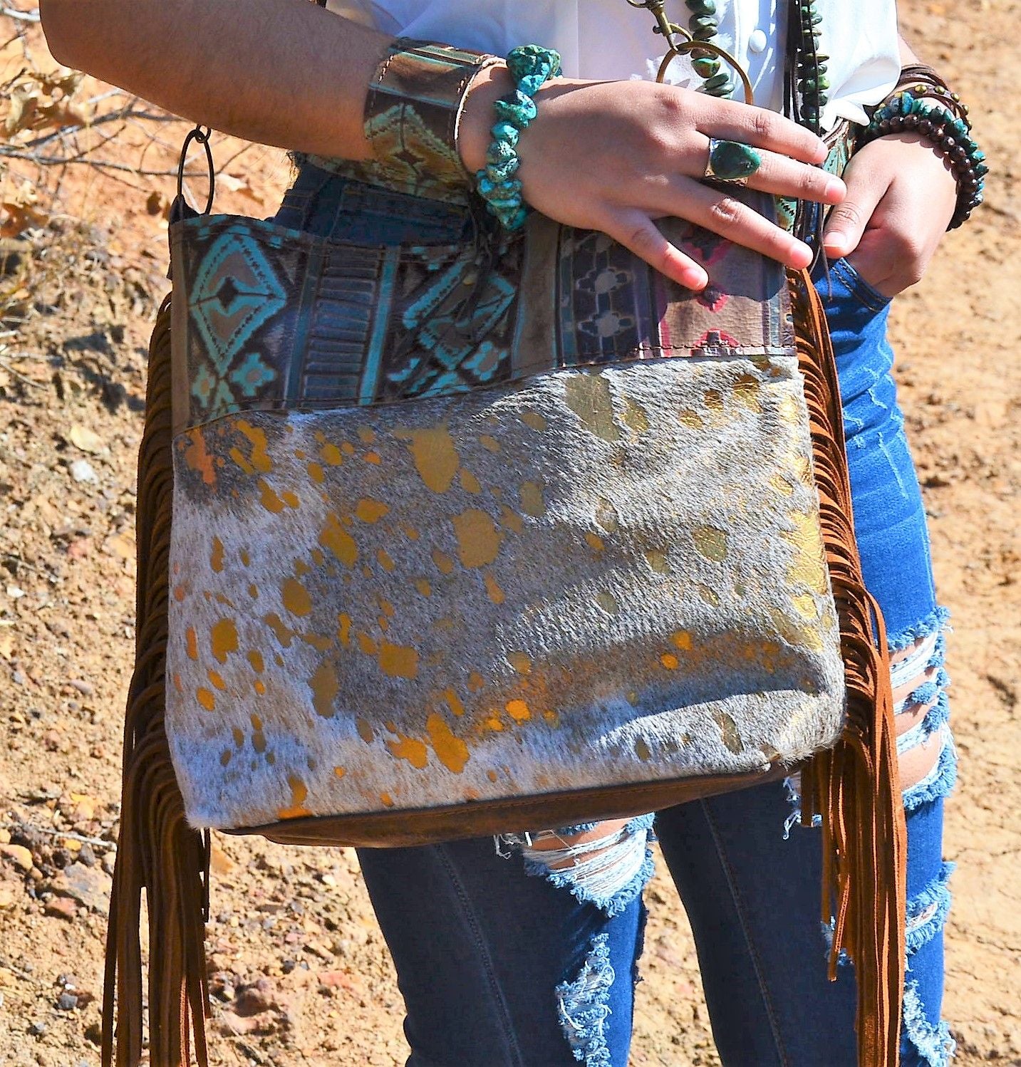 Tejas Leather Bucket Hide Handbag w/ Turquoise Steer Head Accent 510r